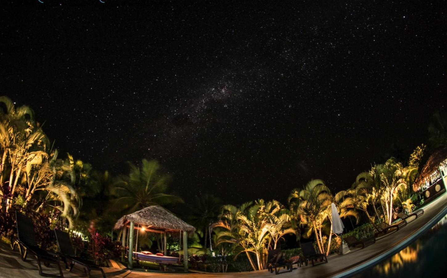 Waidroka Bay Resort Deuba Eksteriør billede